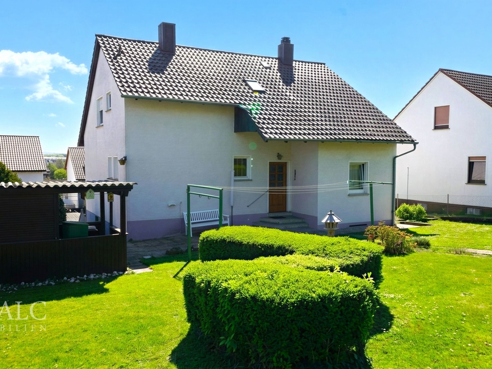 Idyllischer Garten - Eingang