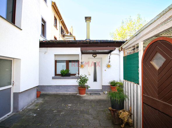 Hinterhaus