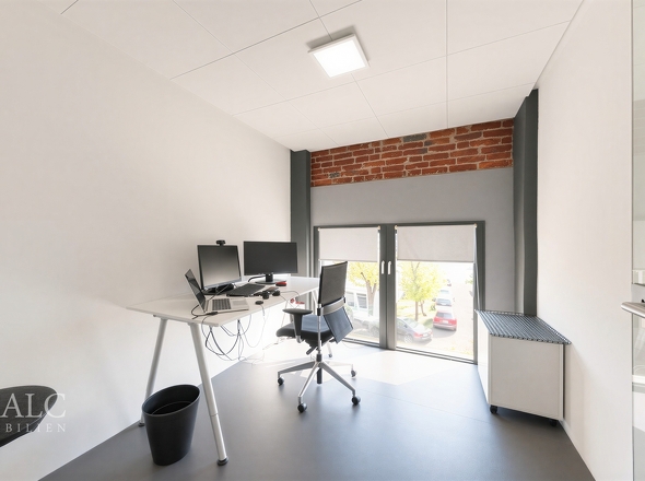 Büro 1 
