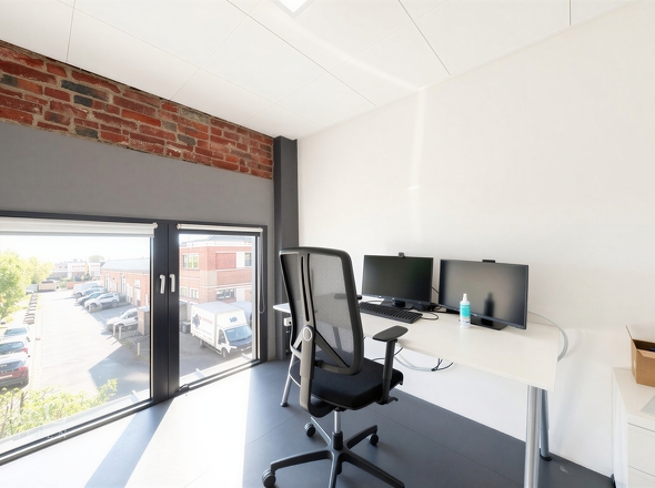 Büro 2