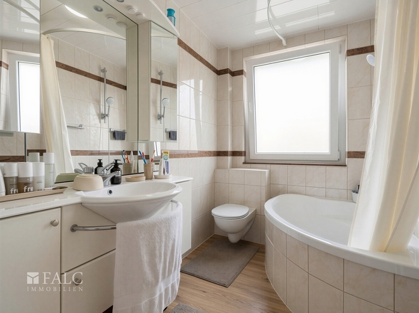 Badezimmer EG