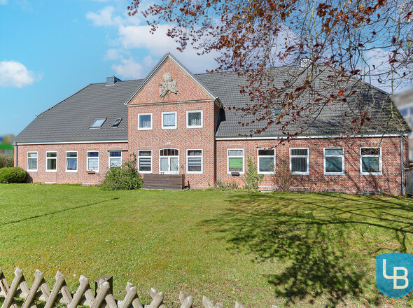 Gepflegtes Mehrfamilienhaus...