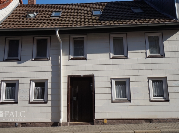 Blick von der Strasse 1
