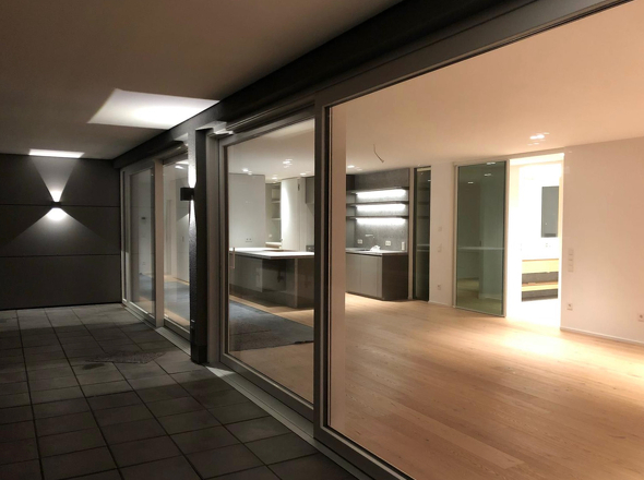 Terrasse bei Nacht