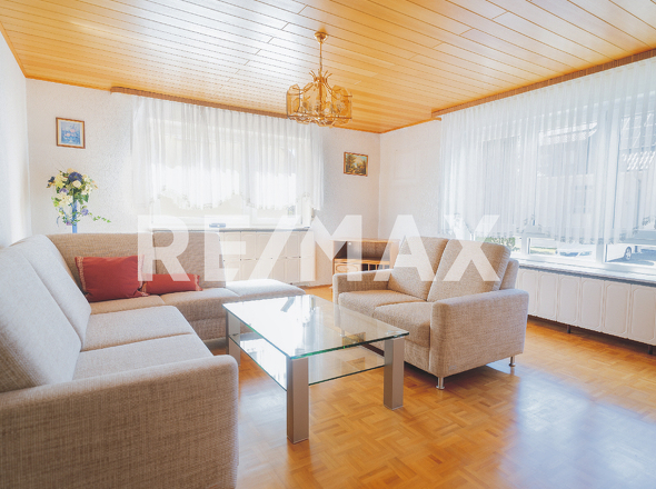 Wohnzimmer im EG