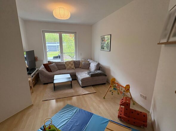 Wohnzimmer Bild 1