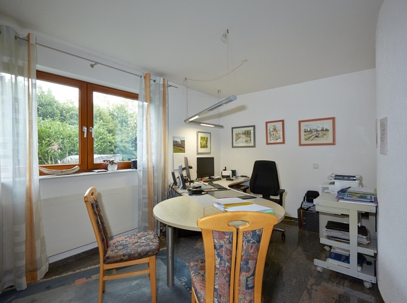 Büro/Arbeitszimmer