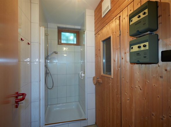 Sauna/Dusche UG
