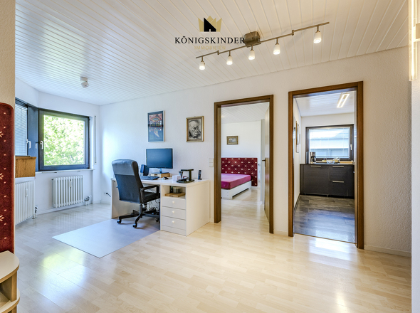 Flur / Essen / Büro
