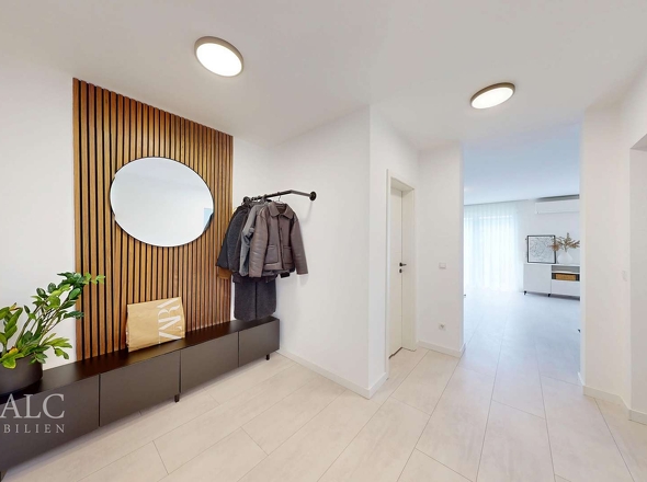 Vorderhaus_Wohnung 2_OG_Flur