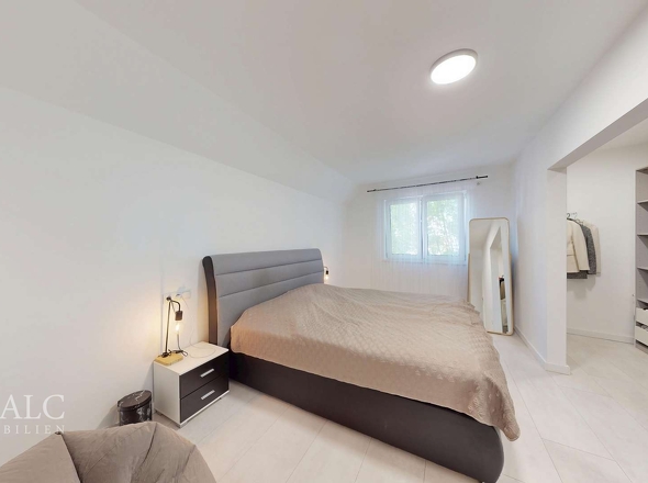 Vorderhaus_Wohnung 2_OG_Schlafzimmer