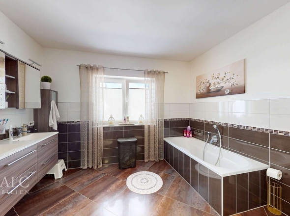 Hinterhaus_OG_Badezimmer
