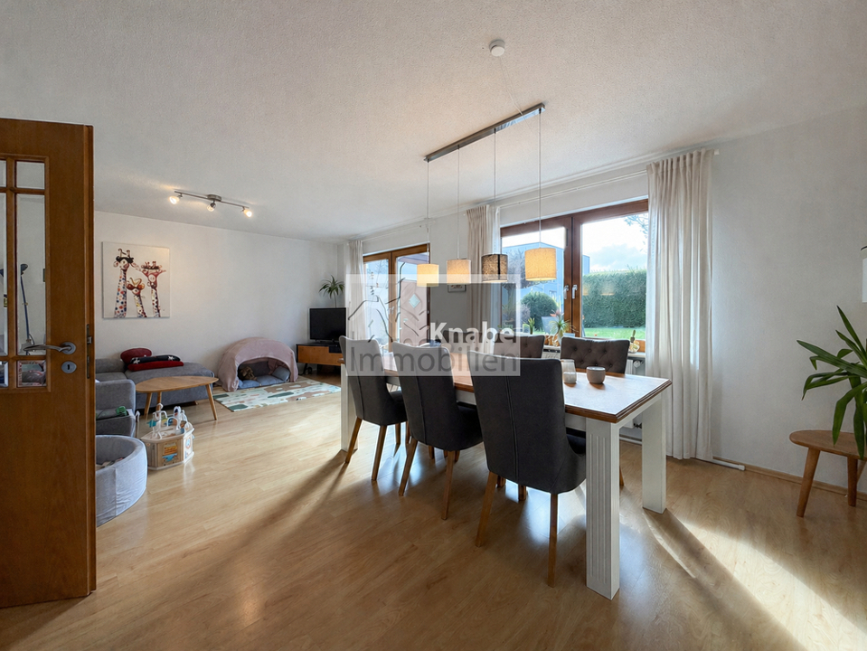 Wohn- und Esszimmer