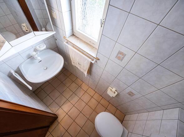 Toilette im UG