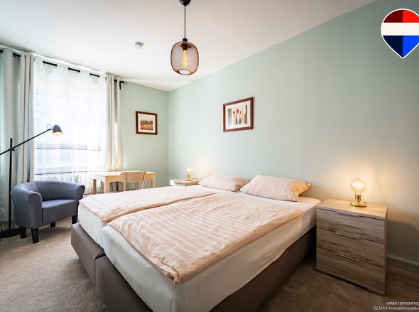 Schlafzimmer 1