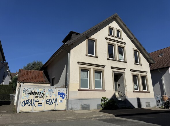 Straßenansicht