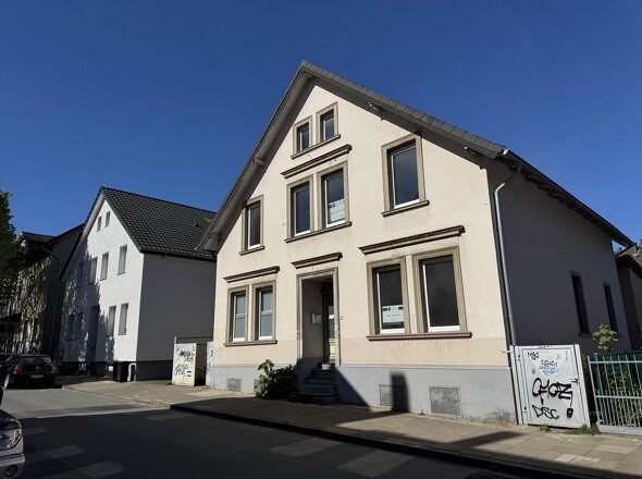 Straßenansicht