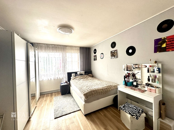 Kind/ Büro