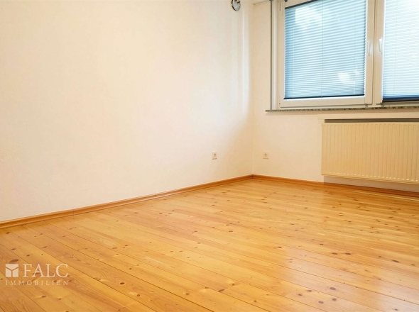 Arbeitszimmer EG