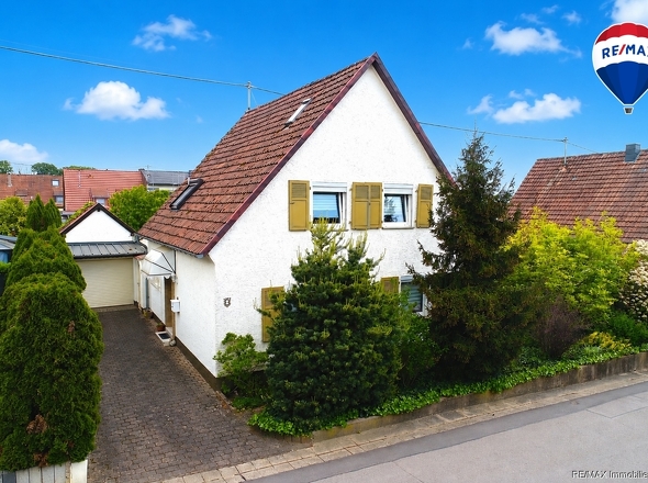 RE/MAX Immobilien DeLux Haus in Mettlach zu verkaufen 1