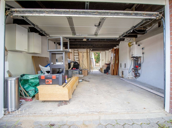 Geräumige Garage
