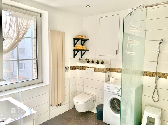 Badezimmer 1. OG.