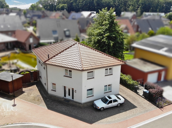 Außenfrontansicht 2