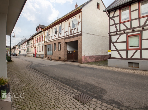 Straßenansicht