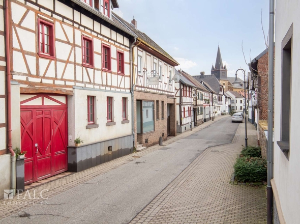 Straßenansicht