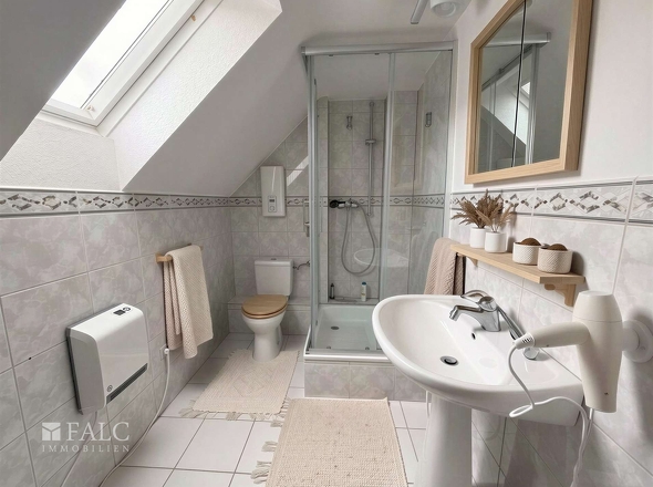 Badezimmer- KI generiert)