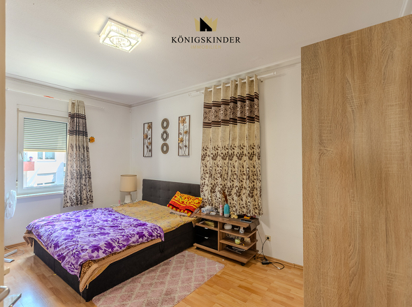 Schlafzimmer OG
