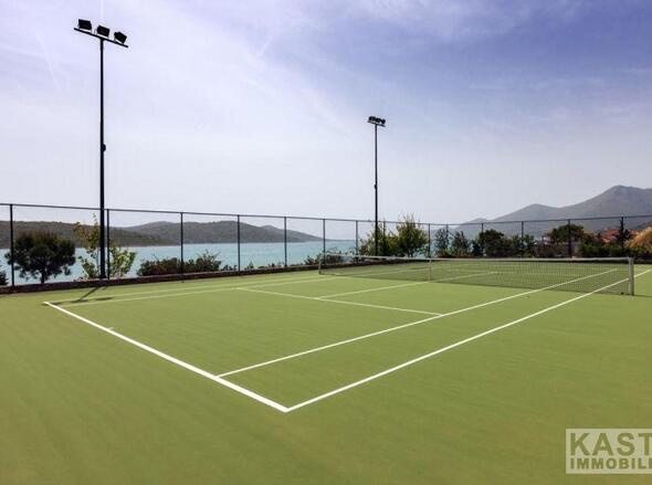 Tennis
