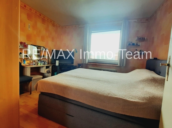 1000063521