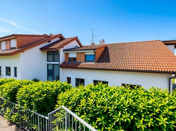 Hübsche Anlage