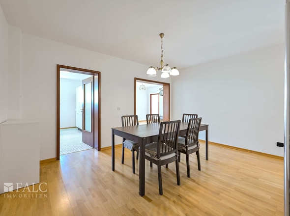 Essbereich Blick Küche & Wohnzimmer