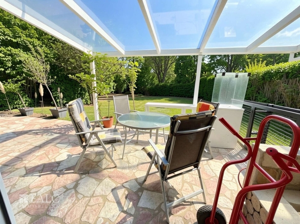 Terrasse - (KI generiert)
