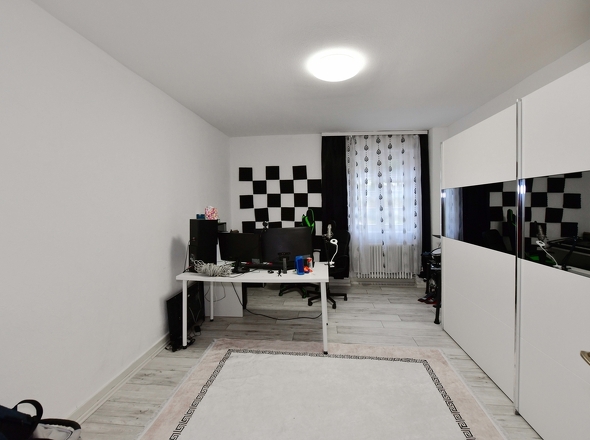 Schlafzimmer 2