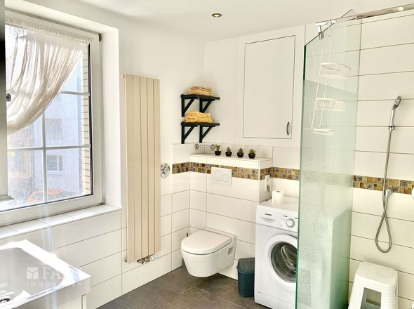 Badezimmer 1. OG.