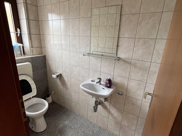 EG Gäste WC