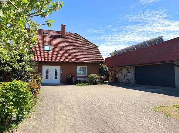 Ansicht vorn_Garage