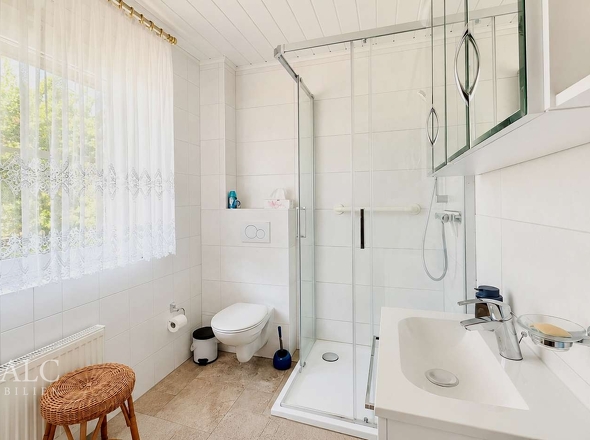 Badezimmer EG