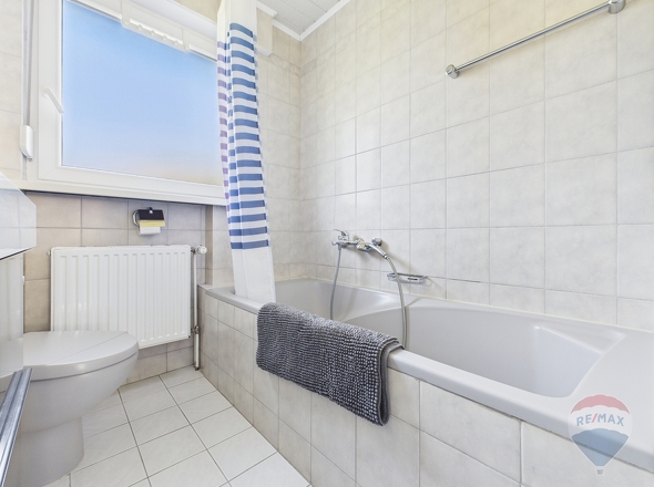 Badezimmer EG