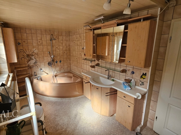 Badezimmer EG