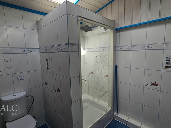 Badezimmer EG