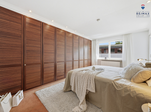 Schlafzimmer mit Einbauschrank