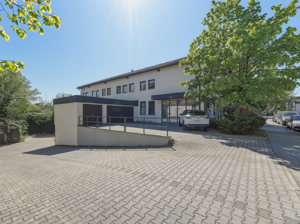 Außenansicht - Garage