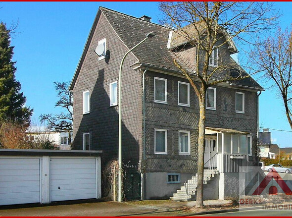 Straßenansicht