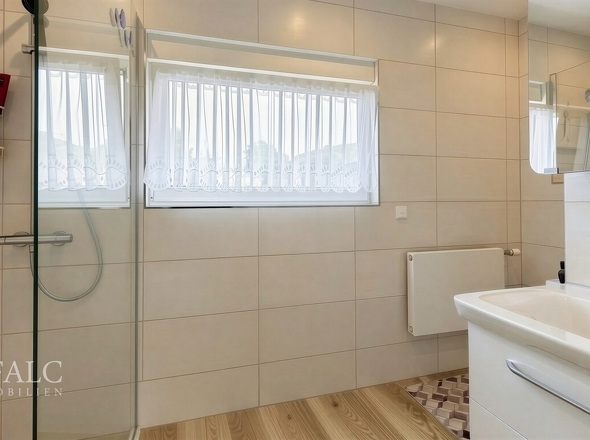 Badezimmer Bild 1