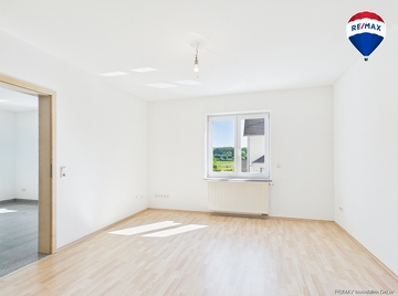 REMAX Immobilien DeLux Wohnung in Hilbringen zu vermieten