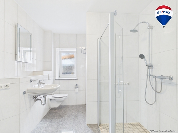 REMAX Immobilien DeLux Wohnung in Hilbringen zu vermieten